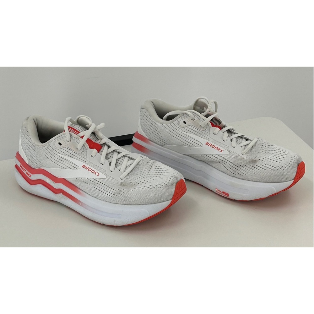 Brooks Ghost Max 2 Mens Running Shoes White Orange  Size 10.5 Athletic Shoes